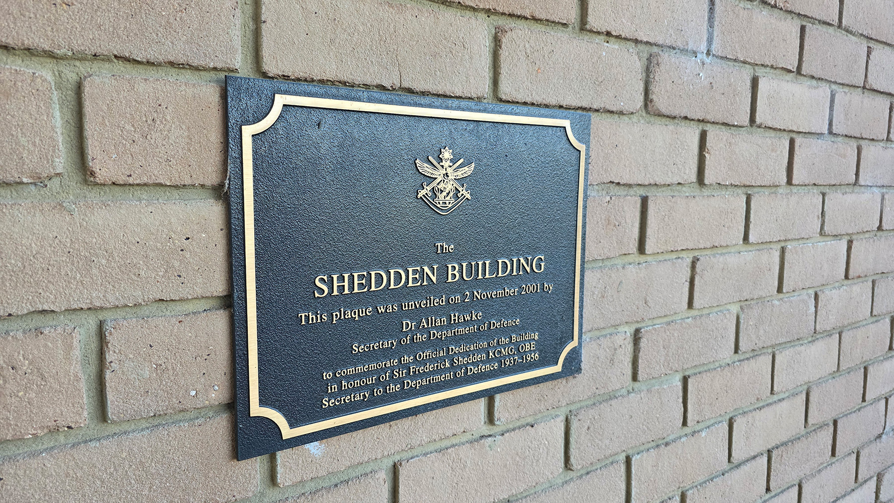 Plaque on the Shedden Building