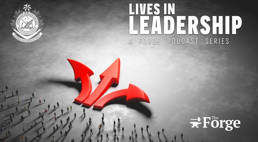 A crowd with leadership arrows